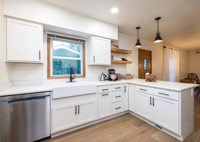 Pioneer/PG/Shoji White