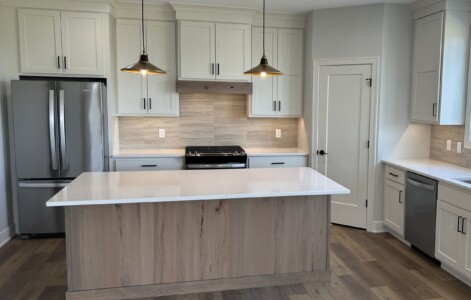 Savannah15, PG-HD, Shoji White & Rustic Beech, Almond